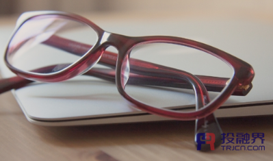 上升的近视率，带动眼镜刚需市场|投融界专访吴春辉